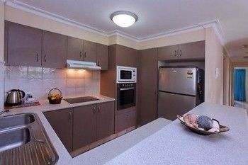 La Grande Broadbeach Hotel 4*
