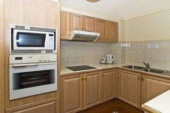 Hotel La Grande Broadbeach 4*