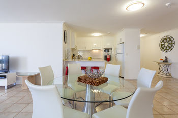 La Grande Broadbeach 4*