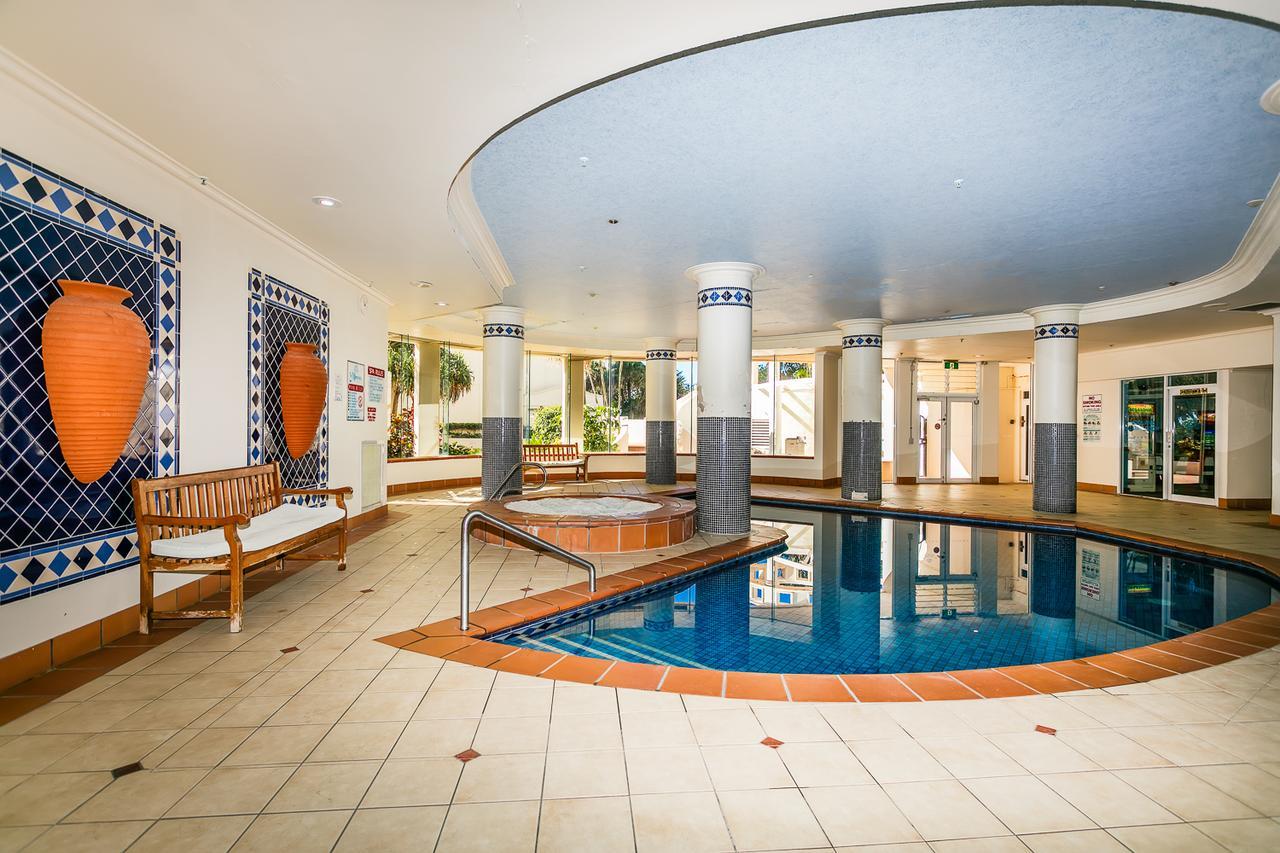 Apartment Pelicanstay In Surfers Paradise