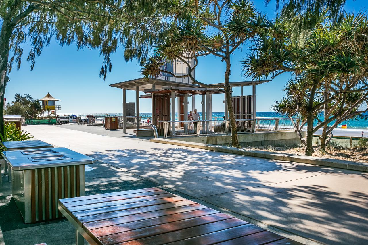 Apartment Pelicanstay In Surfers Paradise