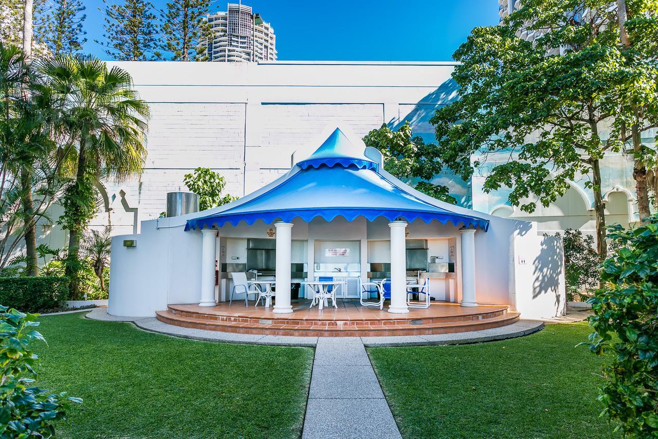 Apartment Pelicanstay In Surfers Paradise
