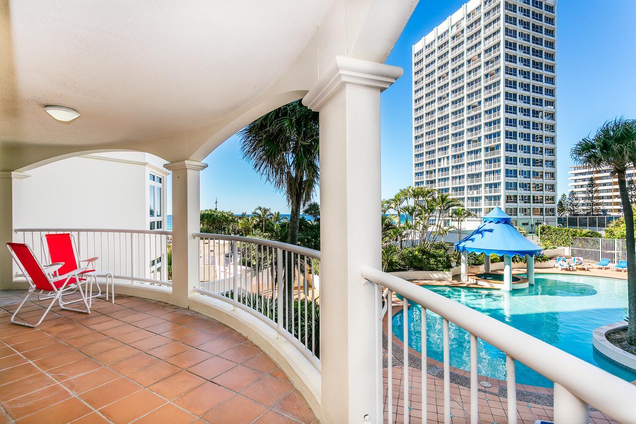Pelicanstay In Surfers Paradise *