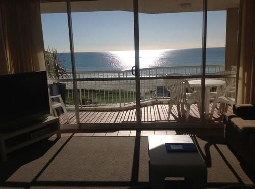 Crystal Beachfront 3* Gold Coast