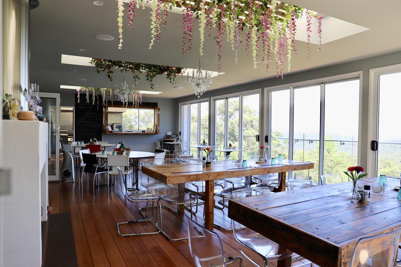 Hilltop On Tamborine 4* Gold Coast