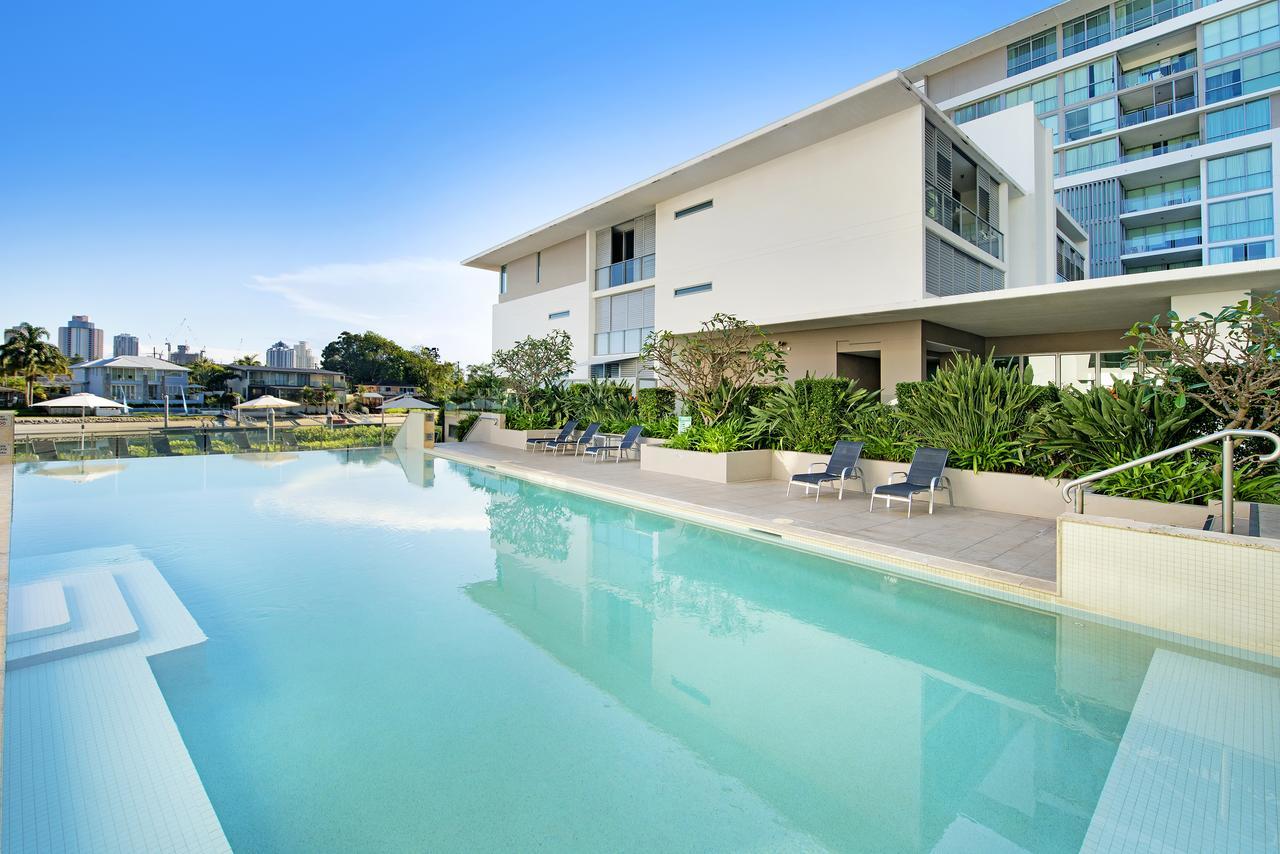 Ultiqa Freshwater Point Broadbeach 4* Gold Coast