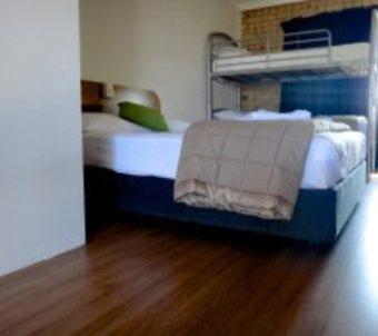 Mermaid Beach Motor Motel 3*