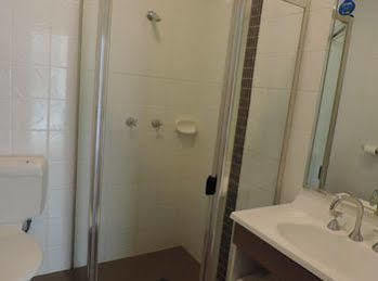 Broadwater Hotel Gold Coast