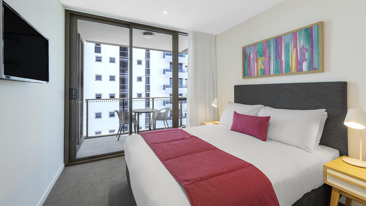 Aparthotel Avani Broadbeach Residences 4*