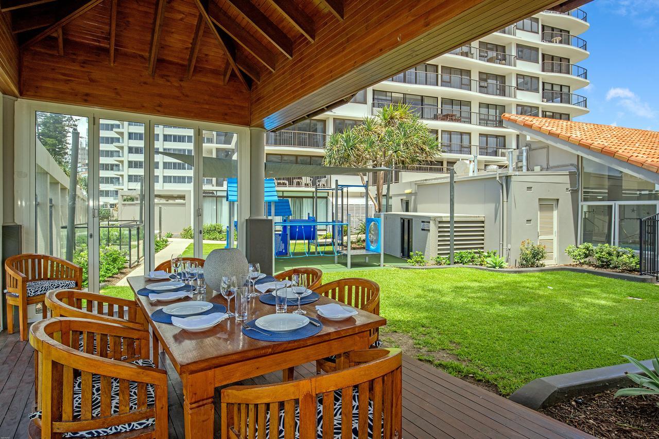 Surfers Aquarius On The 4* Gold Coast