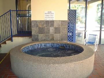 Centrepoint Aparthotel 3*