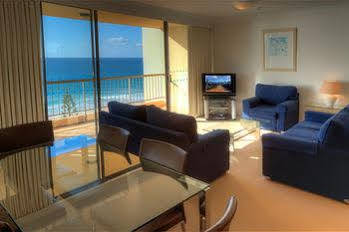 Columbia On Rainbow Bay Hotel Gold Coast