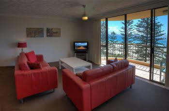 Columbia On Rainbow Bay Hotel