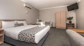 Broadwater Hotel 3*