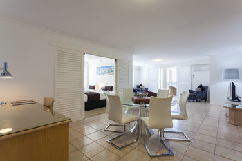 La Grande Broadbeach 4*