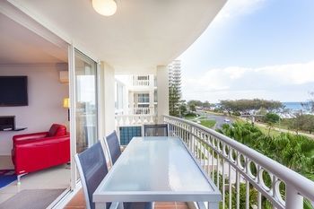 La Grande Broadbeach 4*