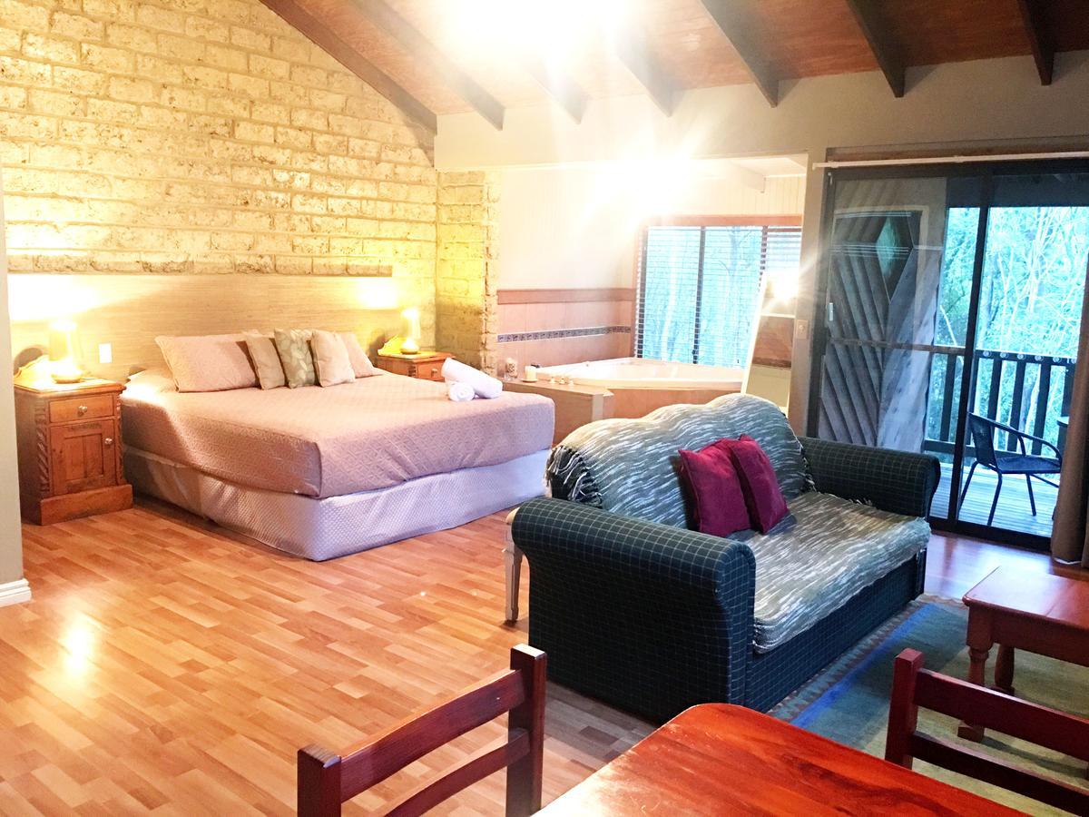Motel Ecostudio Fellini 4*