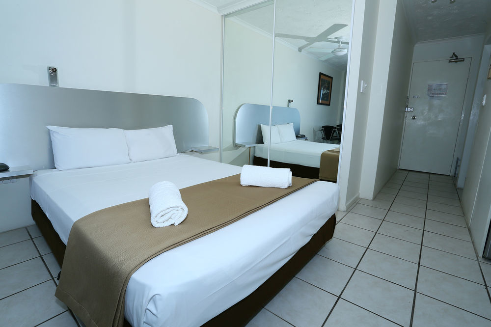 Equinox 3* Gold Coast