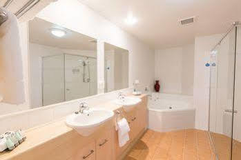 Hotel Hope Harbour 3*