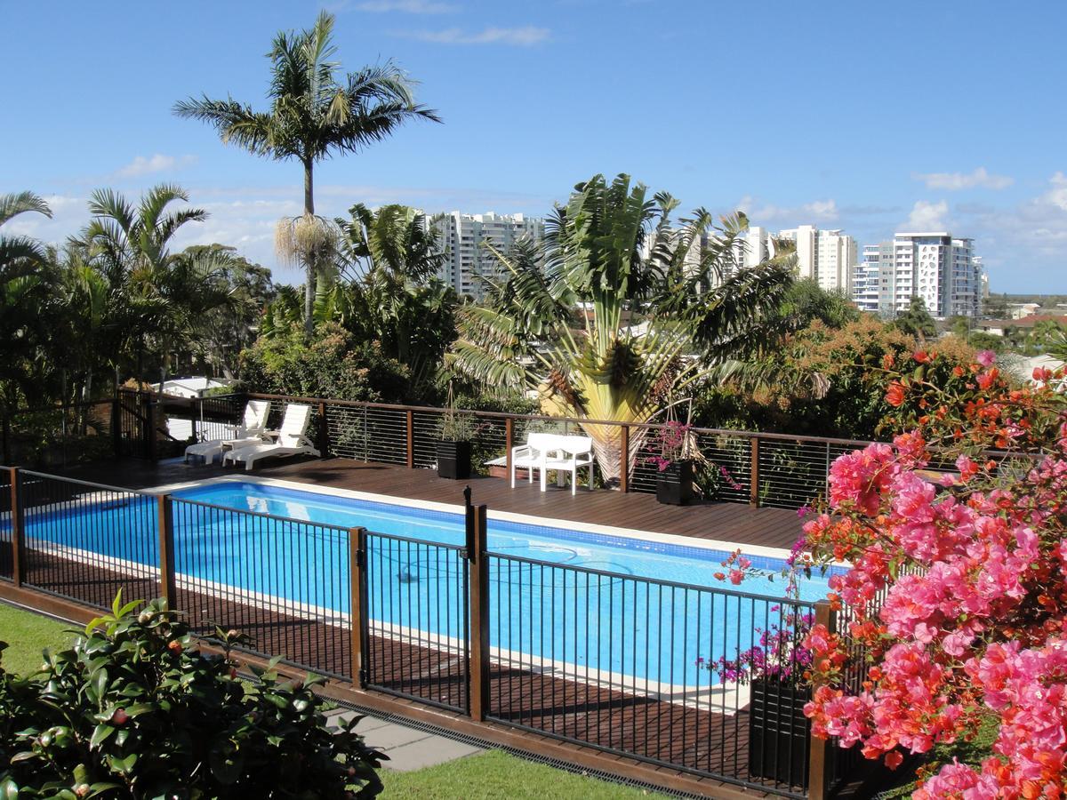 Holiday home With Views & Pool *