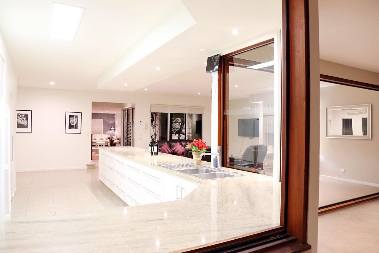 Spacious House In Heart Of Surfers Paradise * Gold Coast