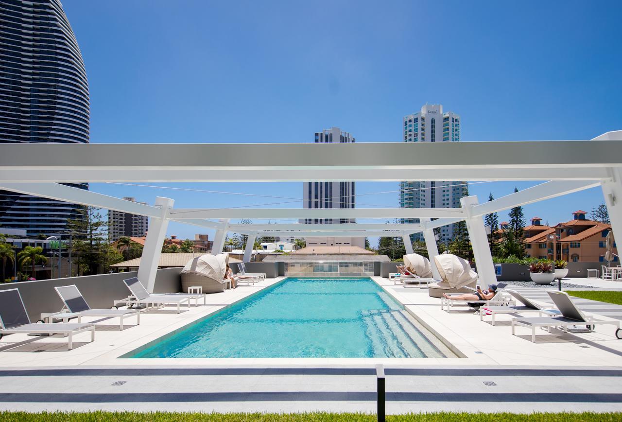 Dayday Premier At 2663 Hwy, Broadbeach * Gold Coast