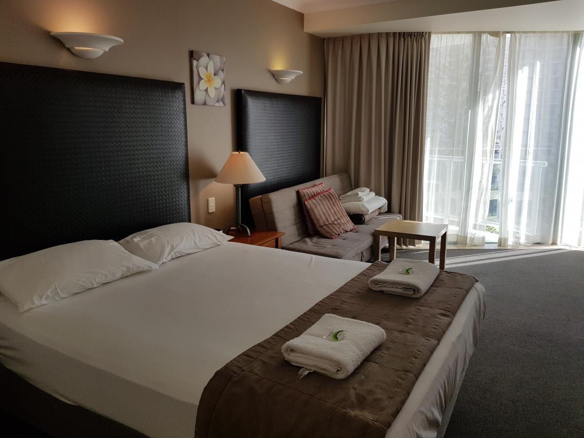 Surfers Legends Private Apartment