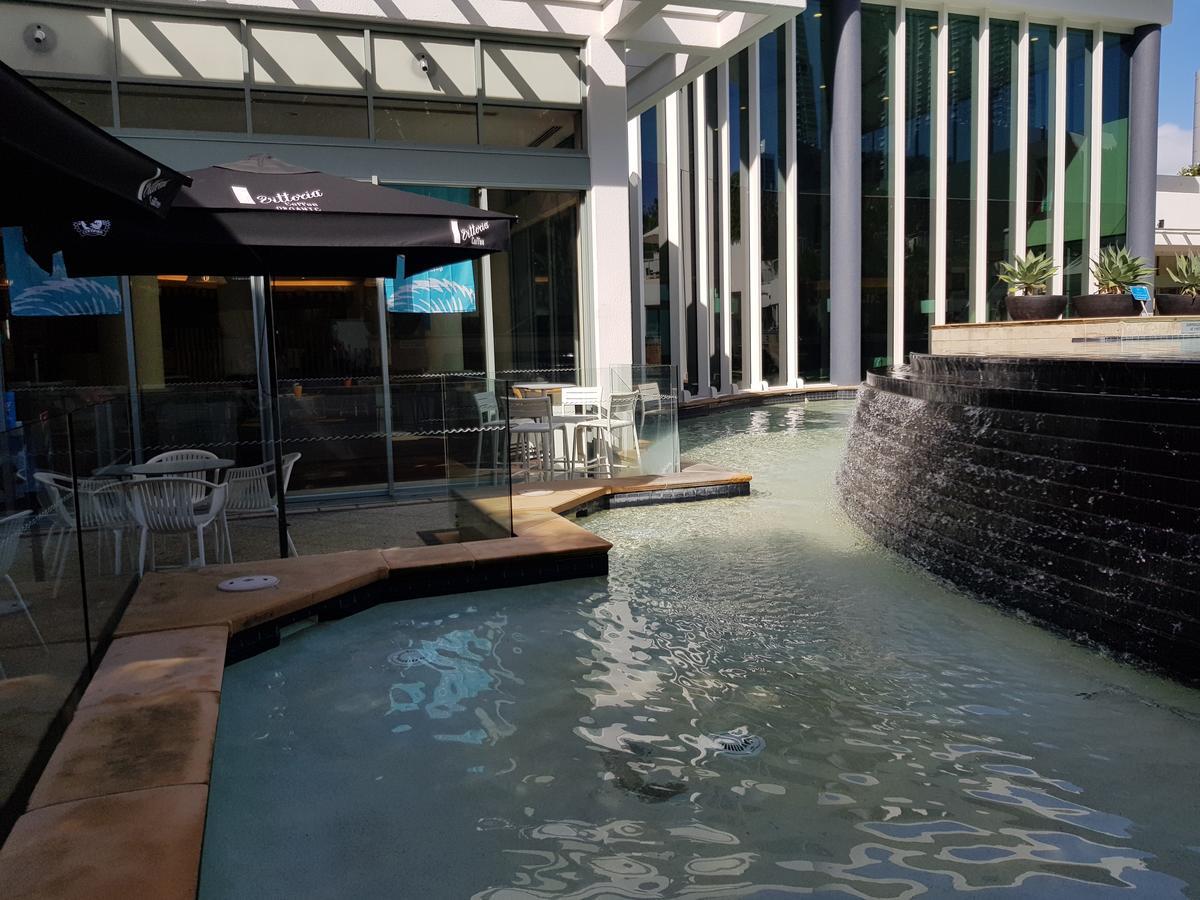 Surfers Legends Private Apartment