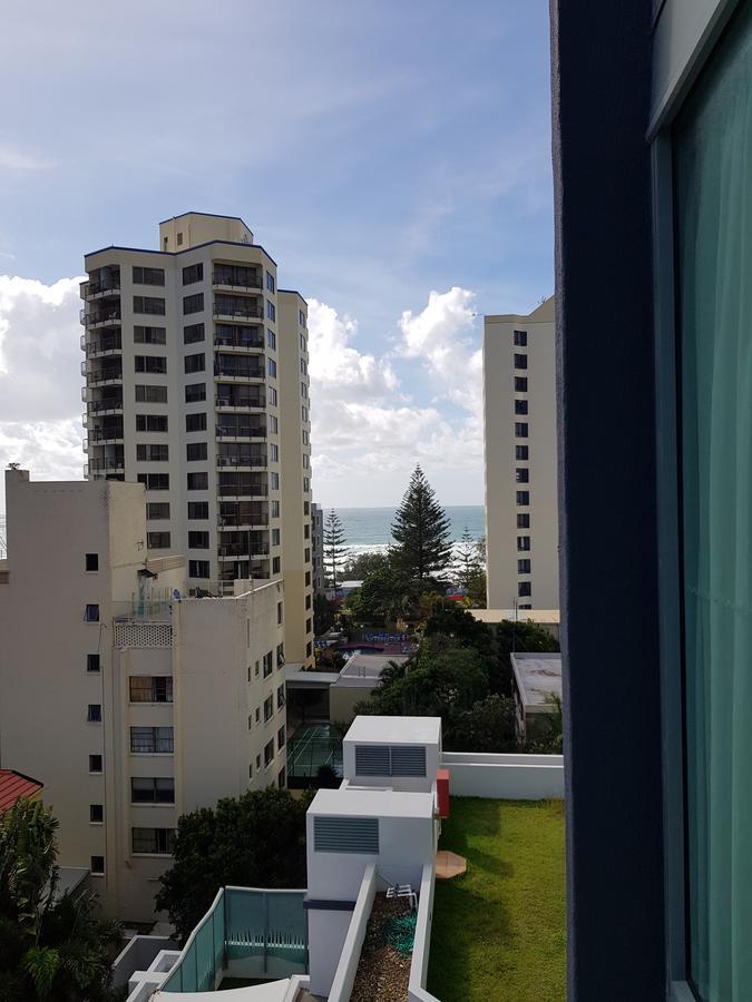 Surfers Legends Private * Gold Coast