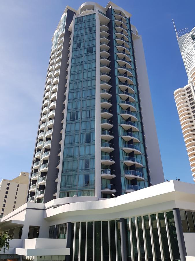 Apartment Surfers Legends Private Gold Coast