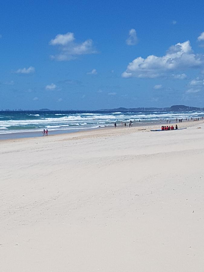 Aparthotel Zenith Ocean Front Gold Coast