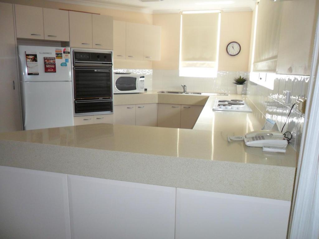 Grosvenor Beachfront Surfers Paradise Aparthotel