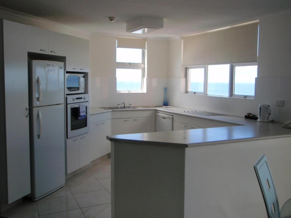 Grosvenor Beachfront Surfers Paradise 3*