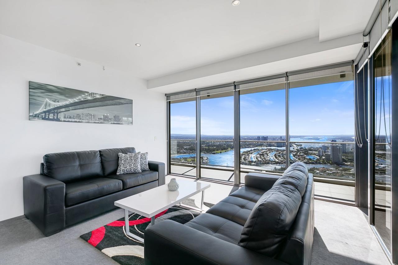 Circle On Cavill, And Sub Penthouses - We Accommodate Gold Coast
