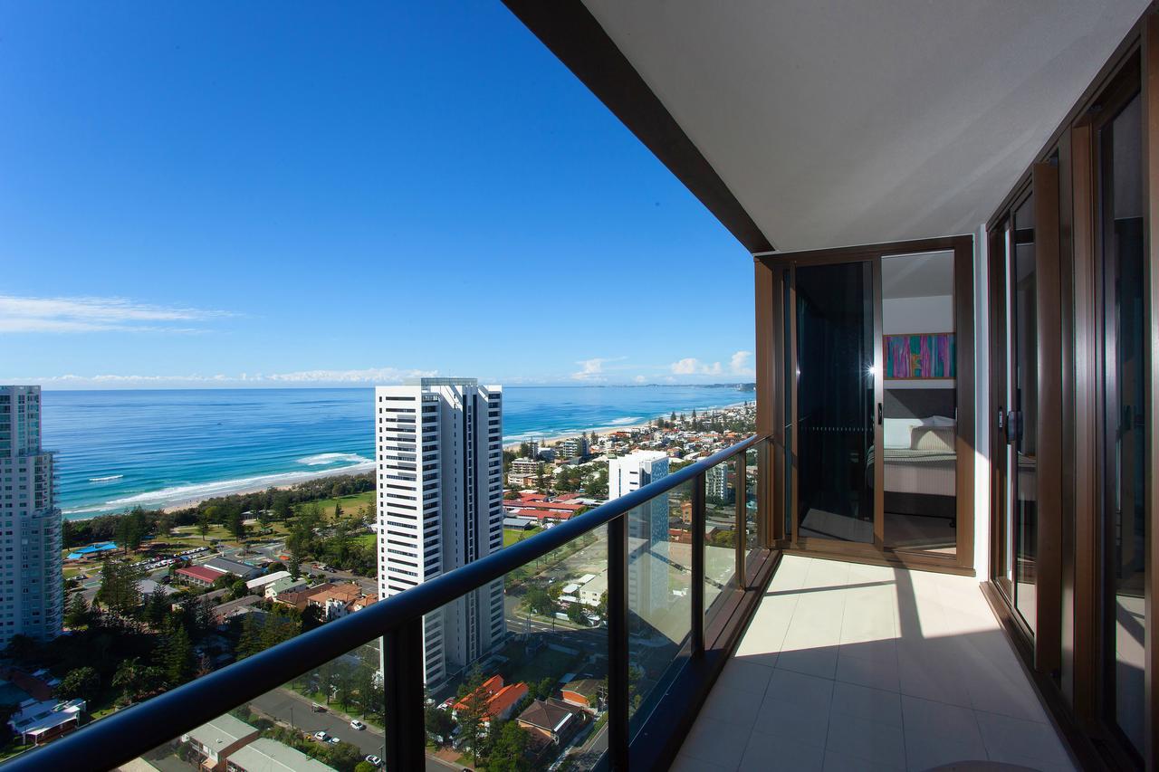 High Floor Ocean View Suites Broadbeach Apartment Gold Coast