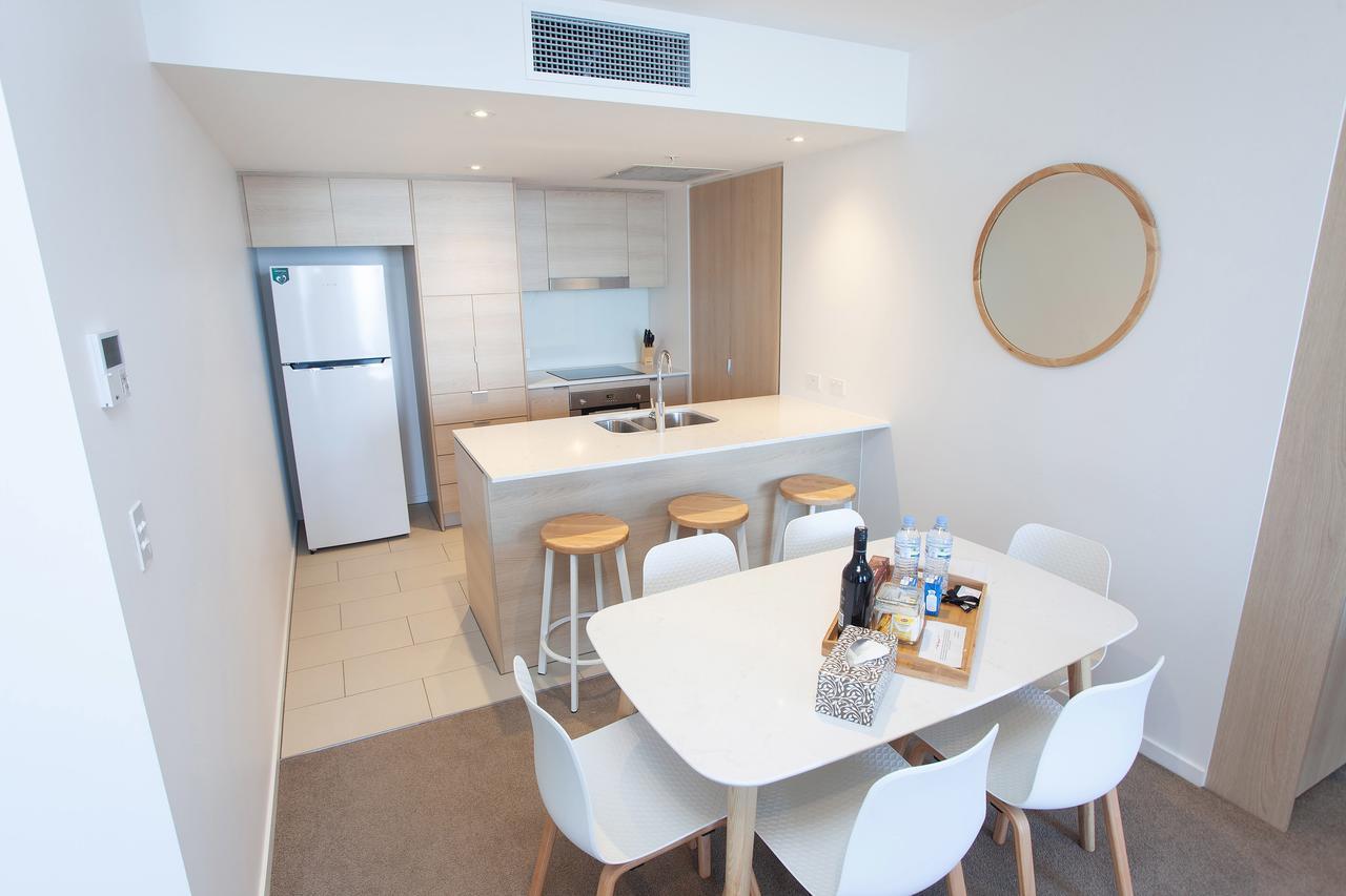 Apartment High Floor Ocean View Suites Broadbeach *