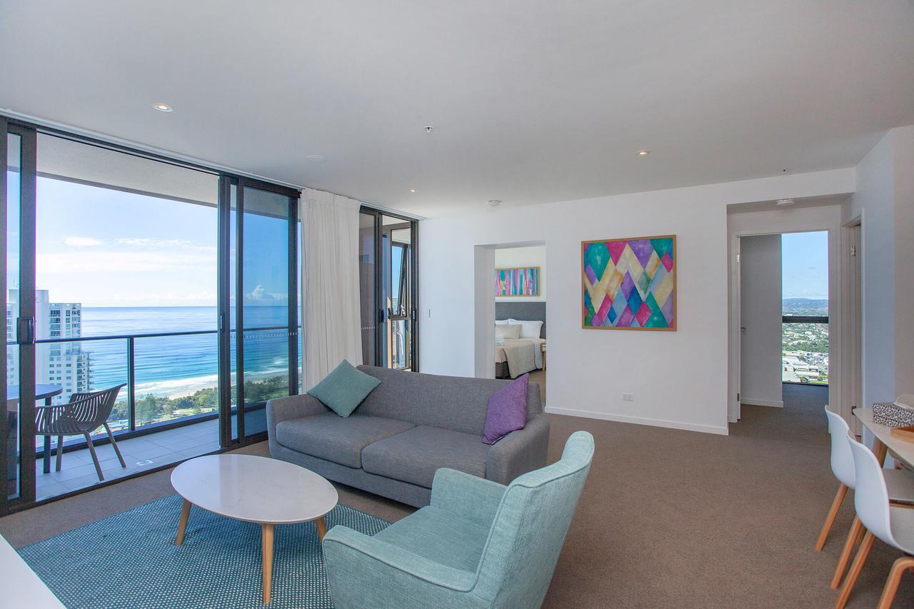 High Floor Ocean View Suites Broadbeach