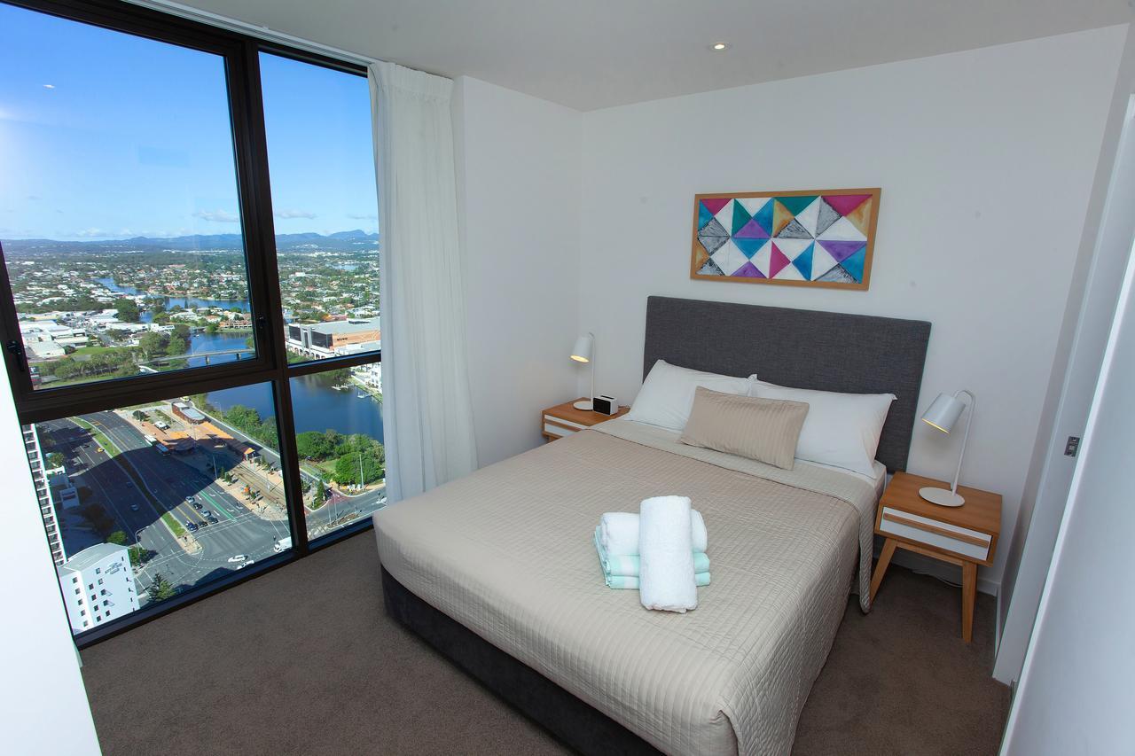 Apartment High Floor Ocean View Suites Broadbeach Gold Coast