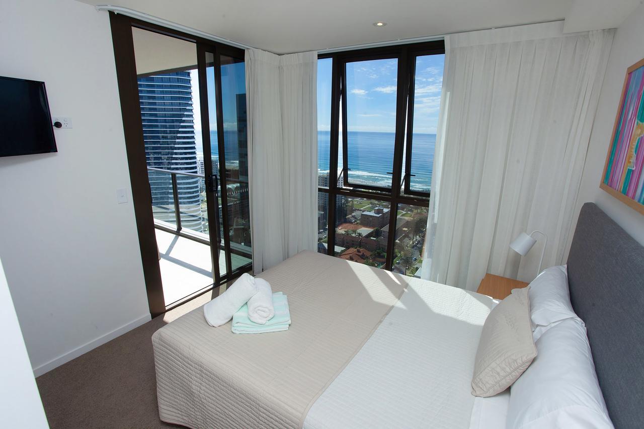Apartment High Floor Ocean View Suites Broadbeach Gold Coast