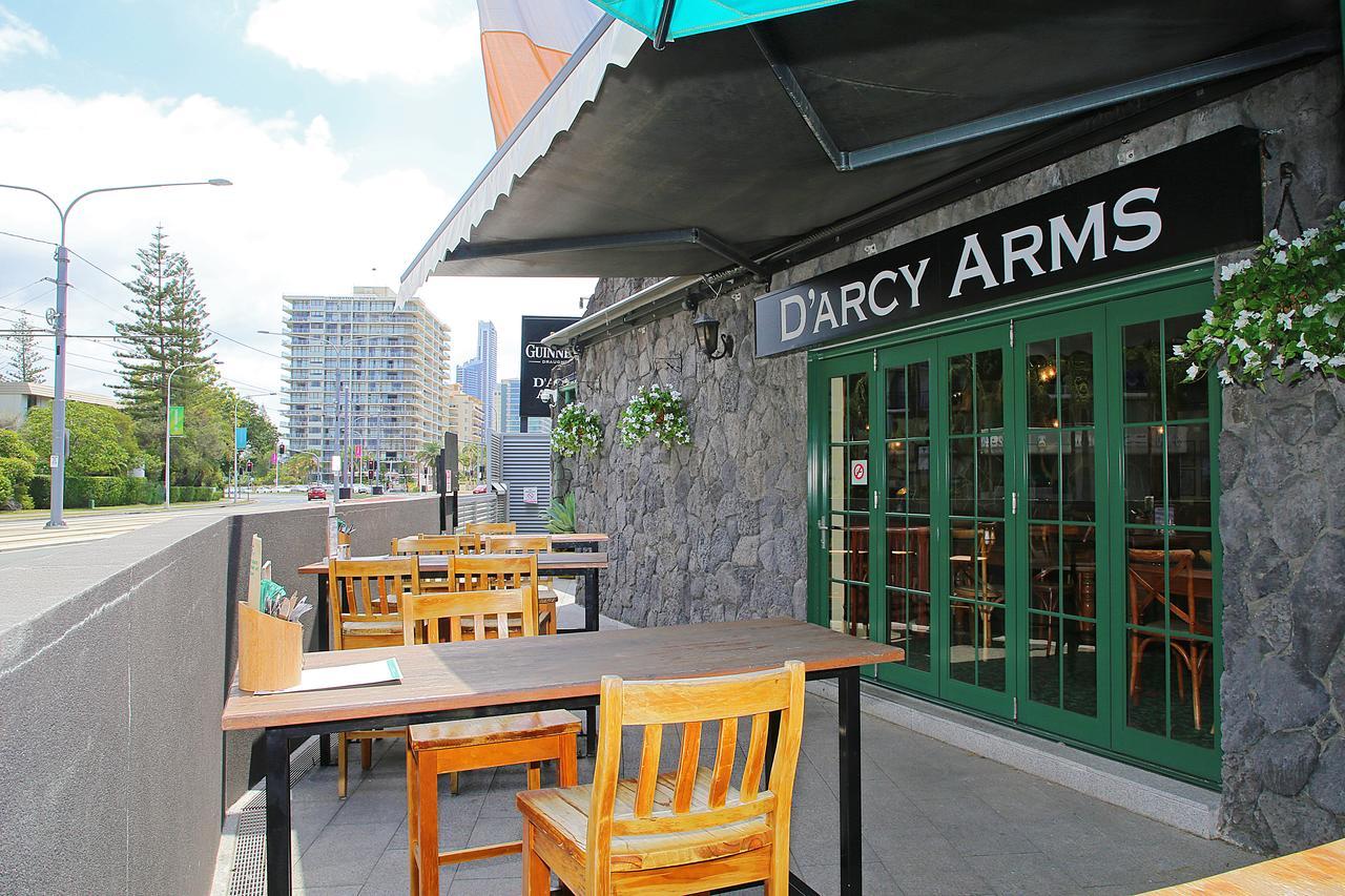 Darcy Arms 3*