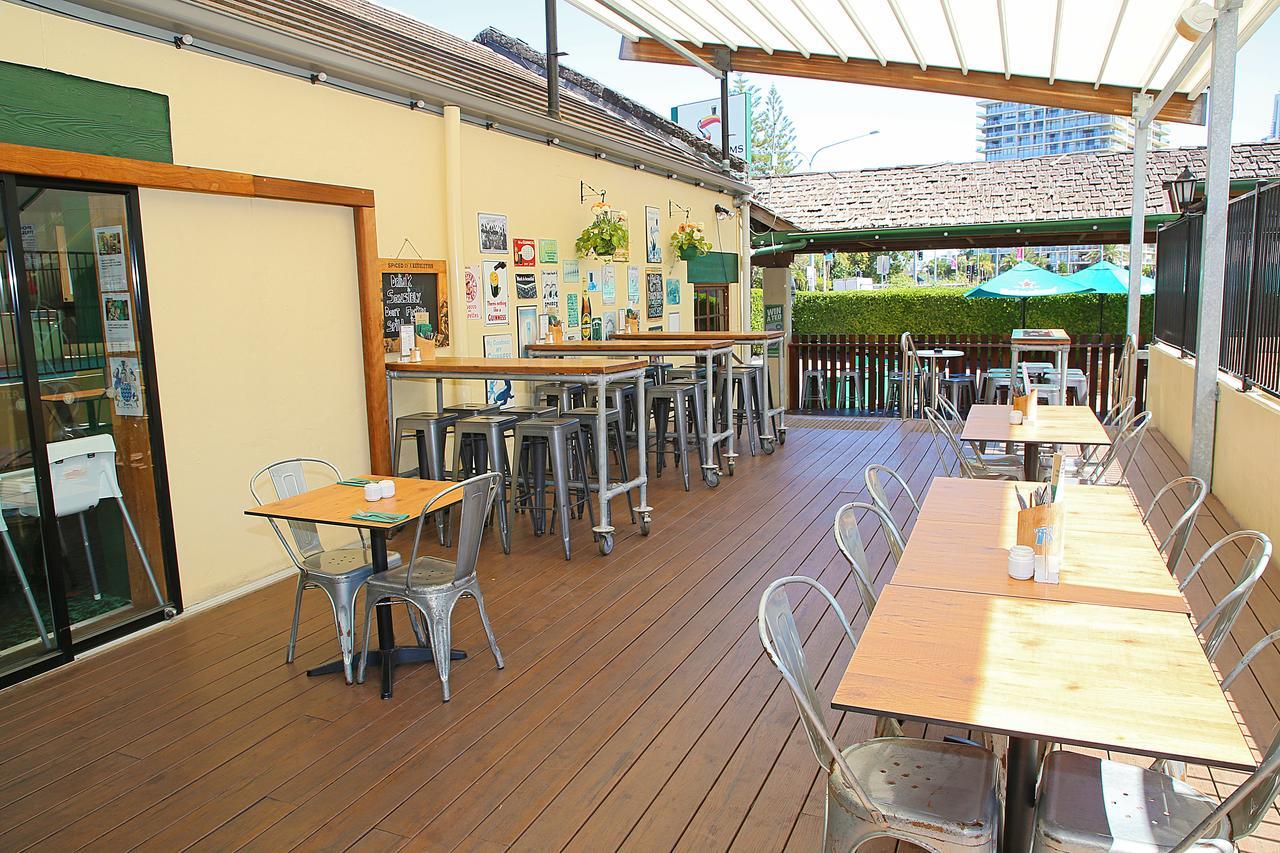 Darcy Arms Motel Gold Coast