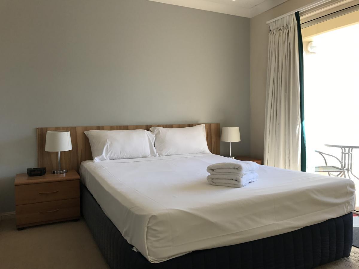 Sunset Island Aparthotel Gold Coast