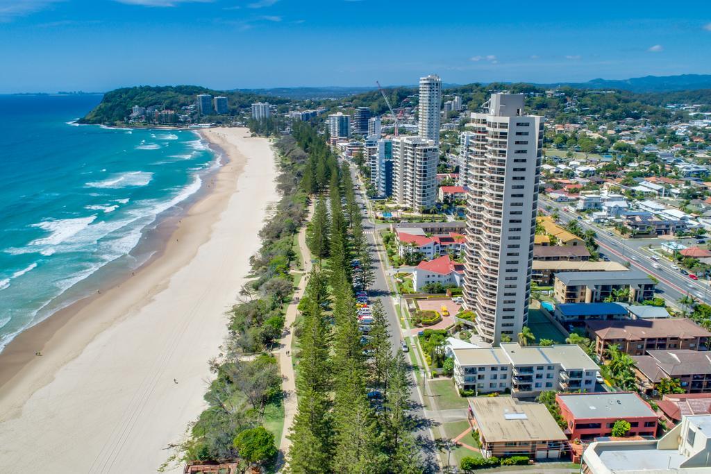 Burleigh Esplanade Aparthotel 4*