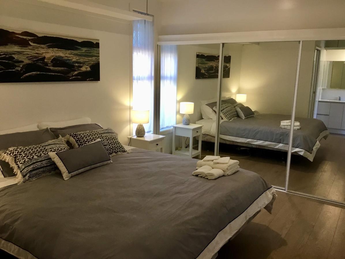 Plumosa On The Water 4* Gold Coast