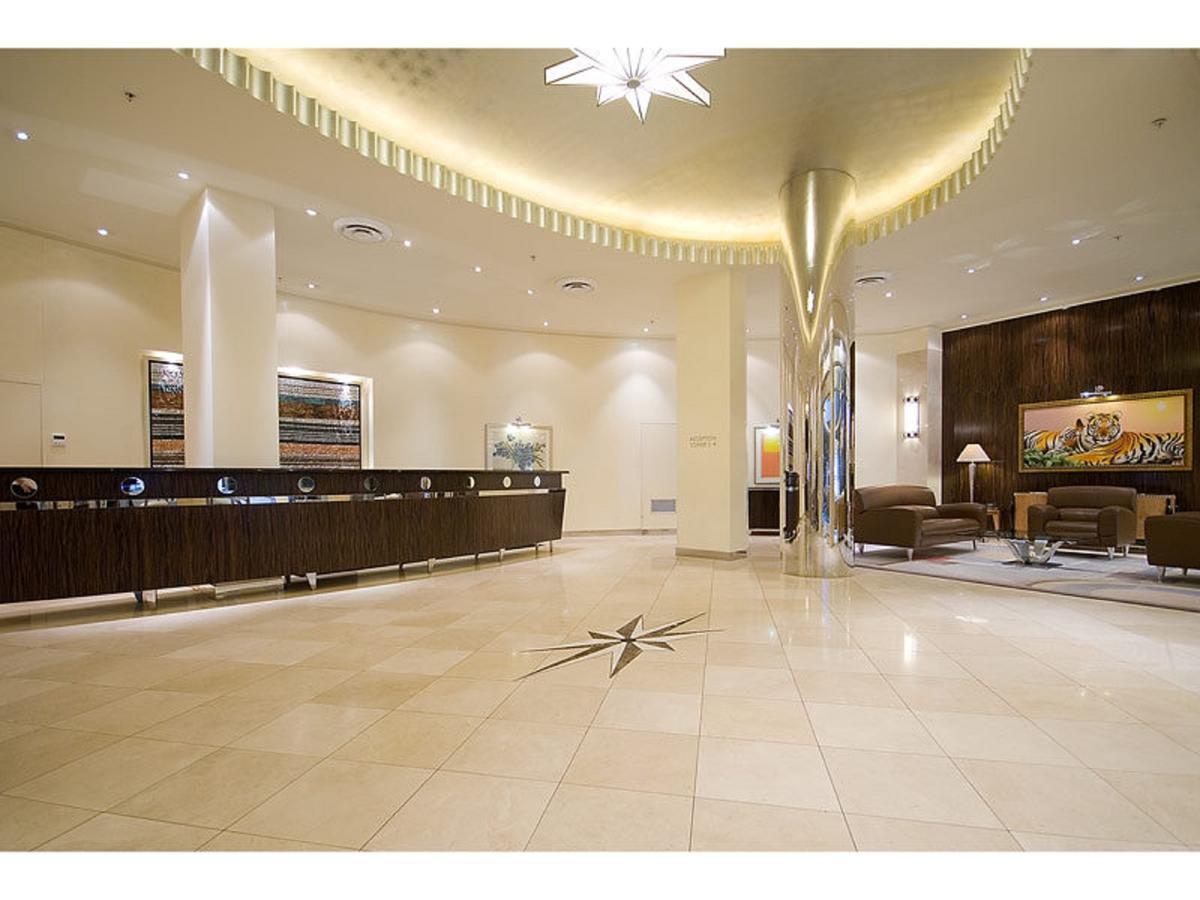 Apartment The Towers Of Chevron Renaissance - Holidays Gold Coast