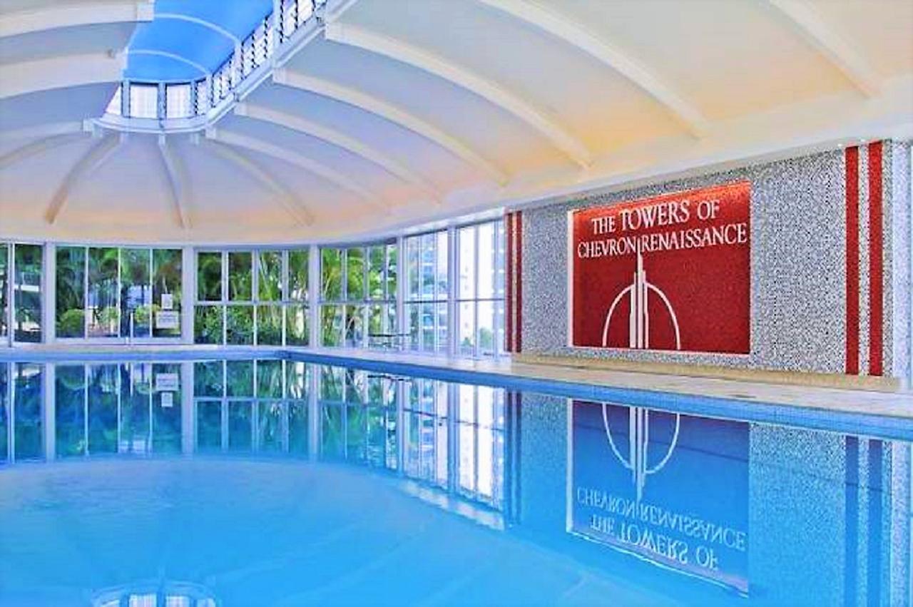 The Towers Of Chevron Renaissance - Holidays Apartment *