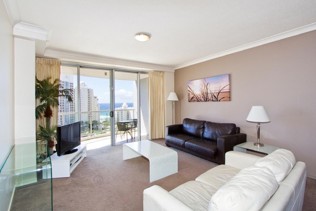 The Towers Of Chevron Renaissance - Holidays