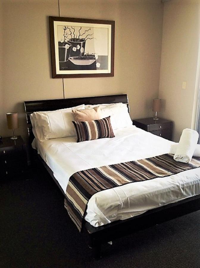 Apartment The Towers Of Chevron Renaissance - Holidays Gold Coast