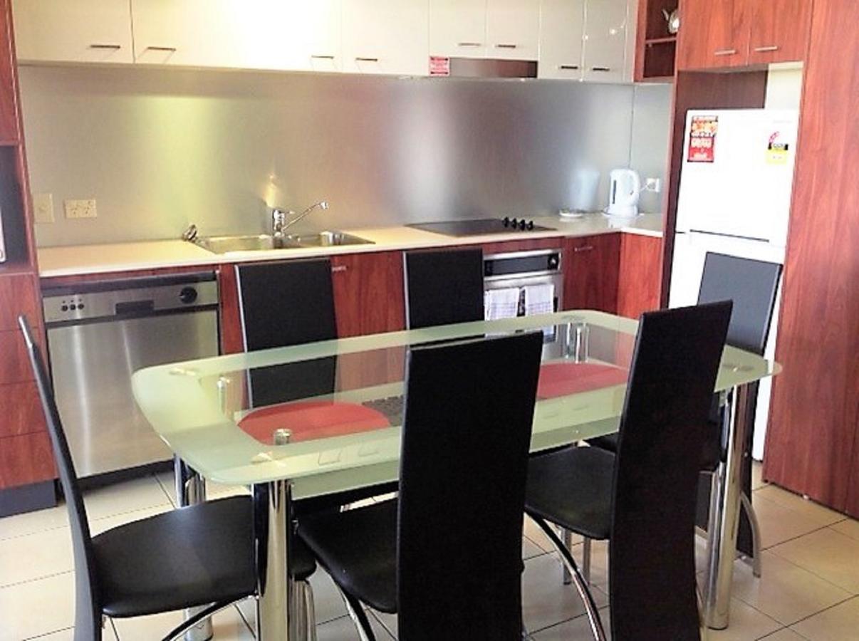 The Towers Of Chevron Renaissance - Holidays * Gold Coast