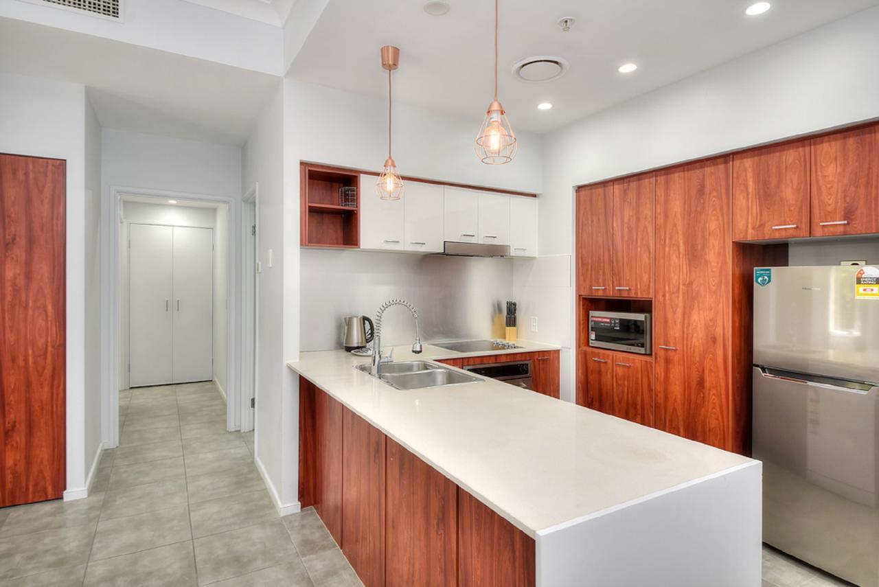 Apartment The Towers Of Chevron Renaissance - Holidays Gold Coast